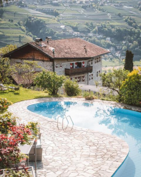 Hotel Brunnhofer Tirolo
